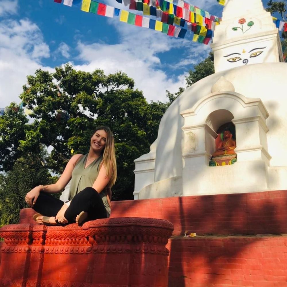 Meet your Posher, Becca